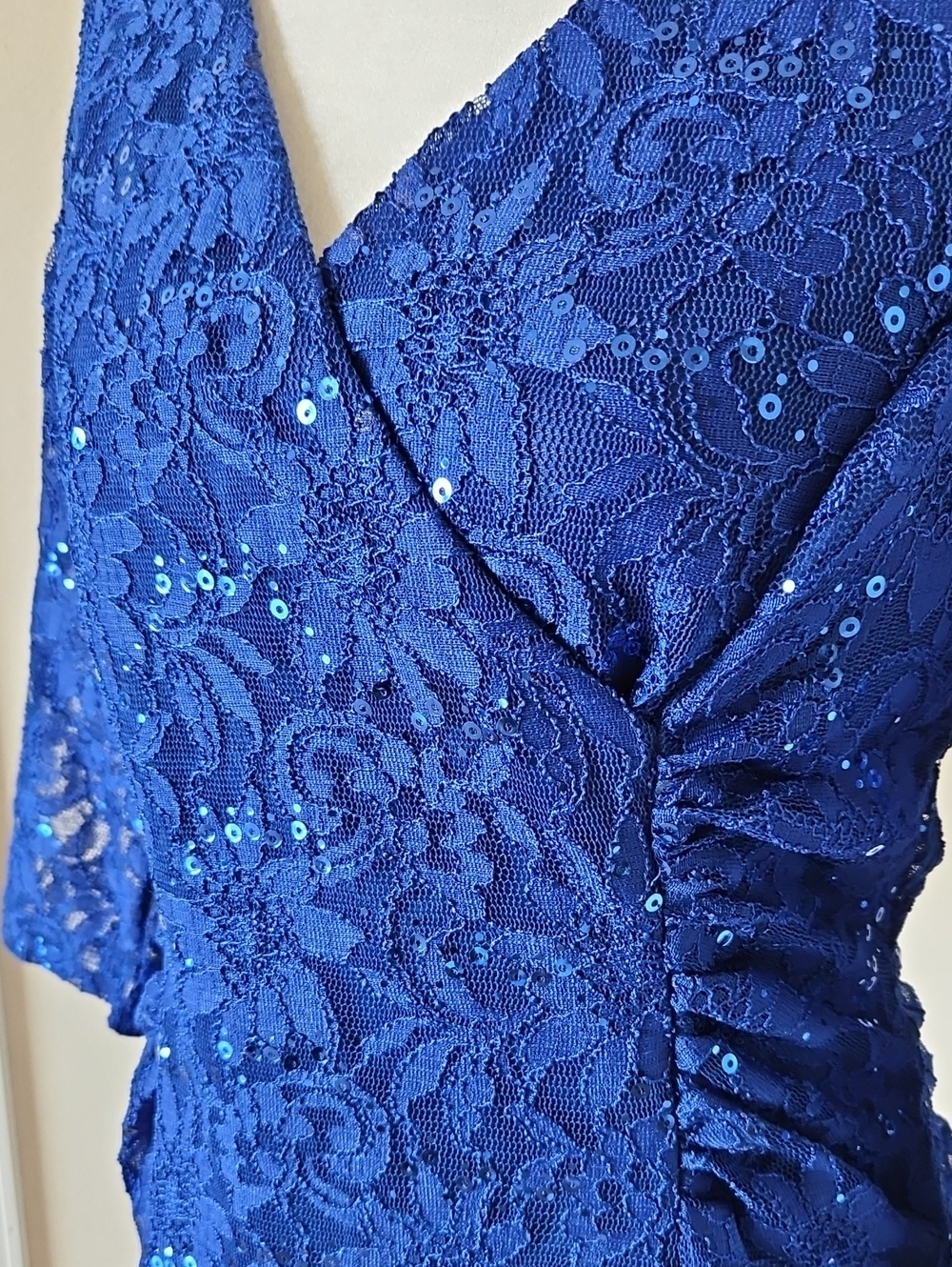 Size 8/10 Royal Blue 3/4 Sleeve Lace/Sequin Ruched Side Cocktail Dress by EVA - Picture 8 of 14